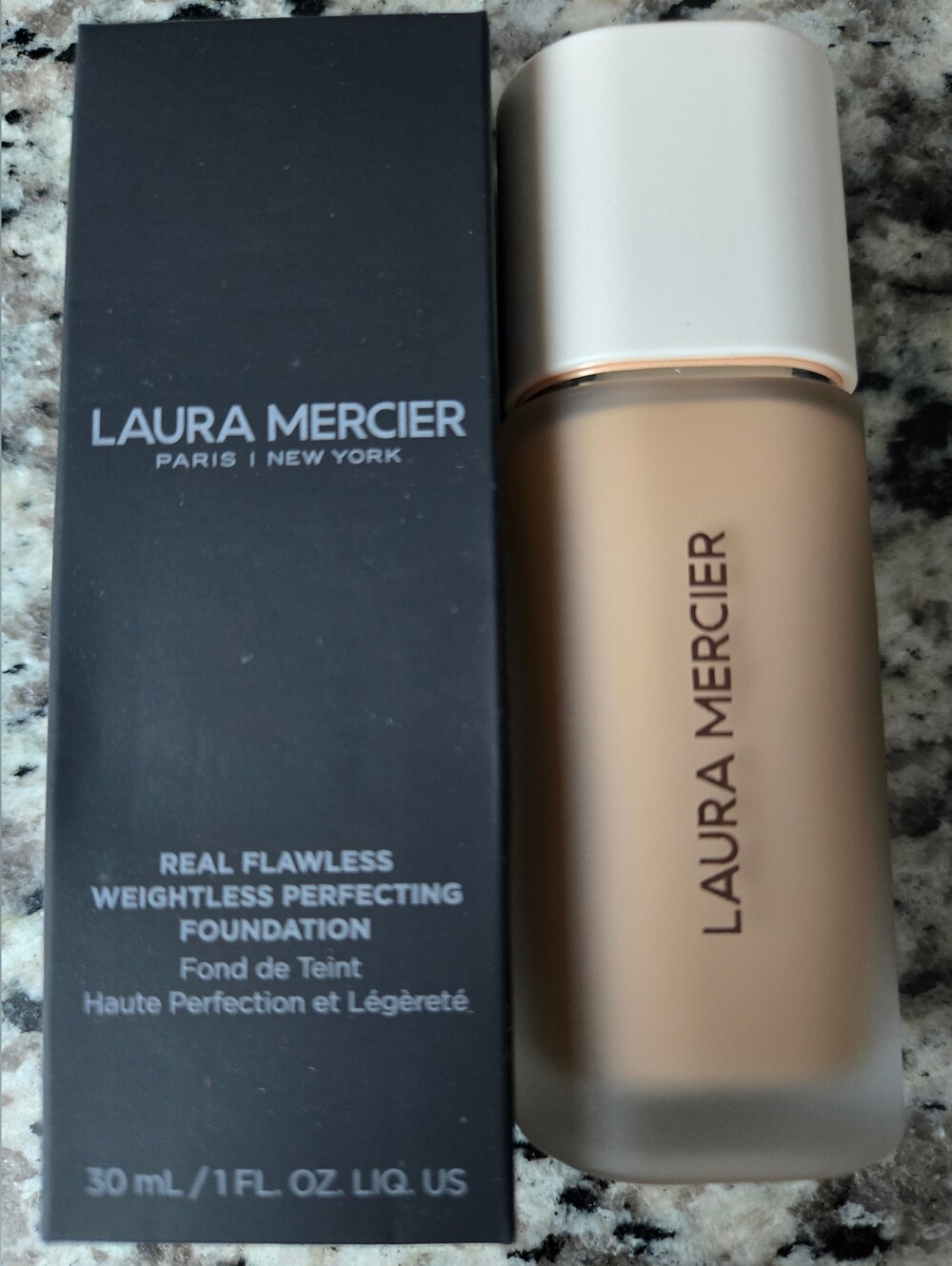 laura mercier Foundation Bottle in CAMEL new 3N2